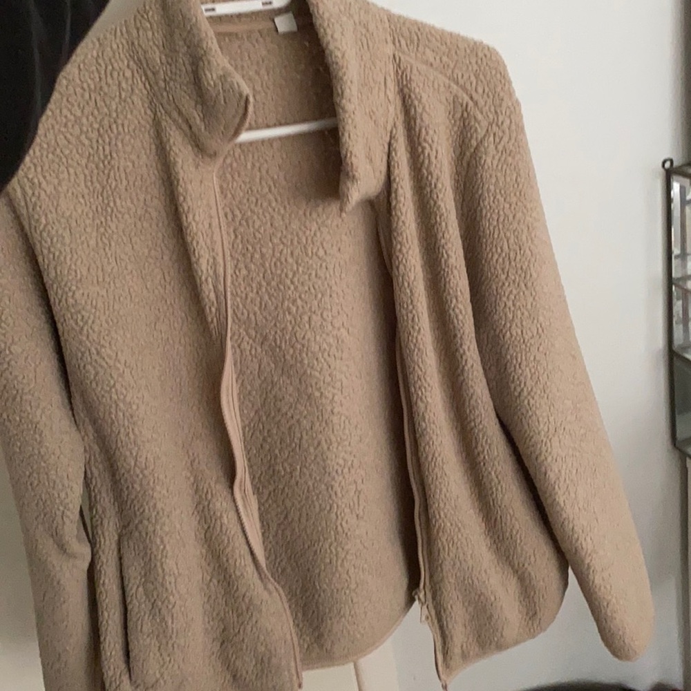 Uniqlo Sherpa fleece